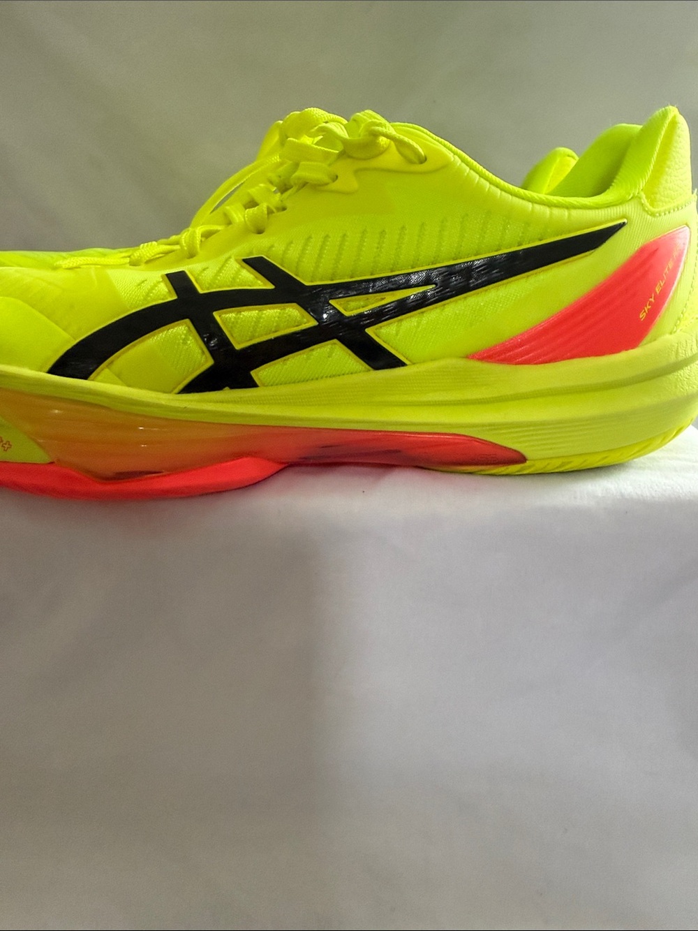 Asics Neon Yellow Black Athletic Running Shoes with Coral Accents Sky ElITE FF